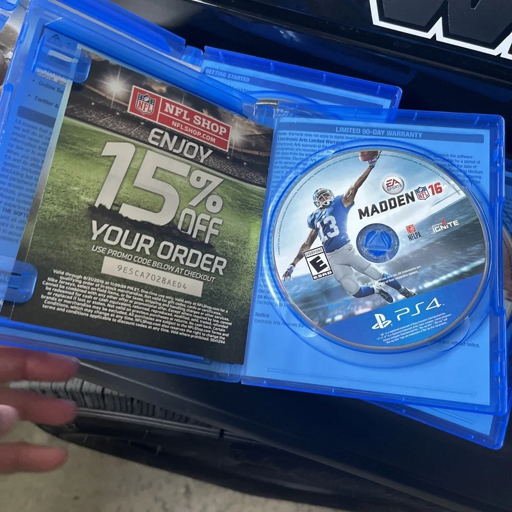 Call of‎ Duty WWII Madden 16 NHL 16 Sony PlayStation 4 PS4 Game Disc Lot of 3